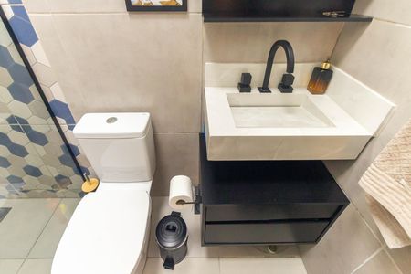 Banheiro da Suíte de casa à venda com 1 quarto, 180m² em Vila Carrão, São Paulo