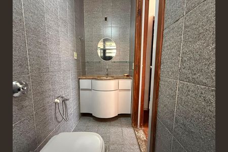 banheiro 1 de apartamento para alugar com 3 quartos, 80m² em Alto Caiçaras, Belo Horizonte