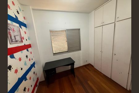 quarto 2 de apartamento para alugar com 3 quartos, 80m² em Alto Caiçaras, Belo Horizonte