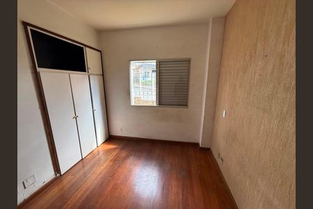 quarto 1 de apartamento para alugar com 3 quartos, 80m² em Alto Caiçaras, Belo Horizonte