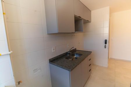 Apartamento para alugar com 50m², 2 quartos e 1 vaga Apartamento para alugar com 50m², 2 quartos e 1 vagaCozinha e Área de Serviço