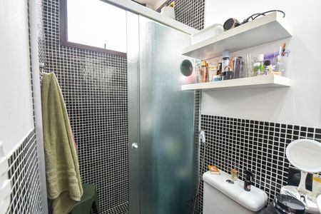Apartamento à venda com 43m², 1 quarto e 1 vaga Apartamento à venda com 43m², 1 quarto e 1 vagaBanheiro da suíte