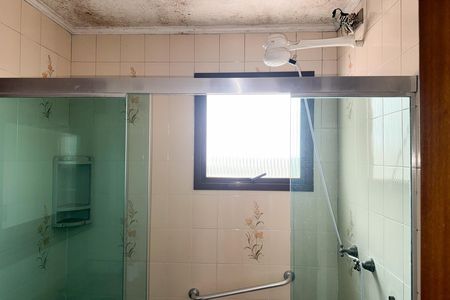 Apartamento à venda com 133m², 3 quartos e 2 vagas Apartamento à venda com 133m², 3 quartos e 2 vagasBanheiro Social