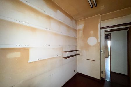 Apartamento à venda com 133m², 3 quartos e 2 vagas Apartamento à venda com 133m², 3 quartos e 2 vagasQuarto 1