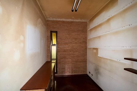 Apartamento à venda com 133m², 3 quartos e 2 vagas Apartamento à venda com 133m², 3 quartos e 2 vagasQuarto 1