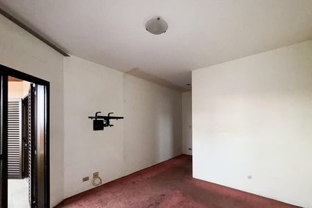 Apartamento à venda com 133m², 3 quartos e 2 vagas Apartamento à venda com 133m², 3 quartos e 2 vagasSuíte