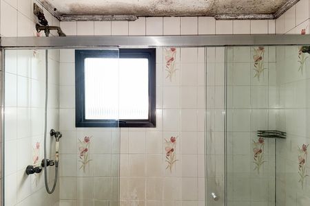 Apartamento à venda com 133m², 3 quartos e 2 vagas Apartamento à venda com 133m², 3 quartos e 2 vagasBanheiro da suíte