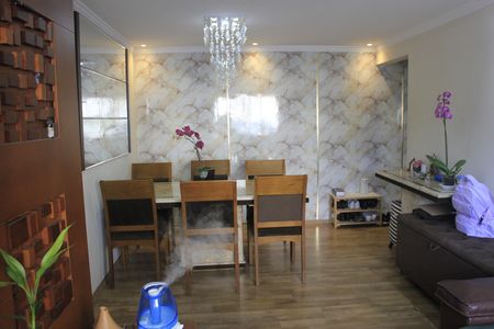 Apartamento para alugar com 60m², 2 quartos e 1 vagaSala 