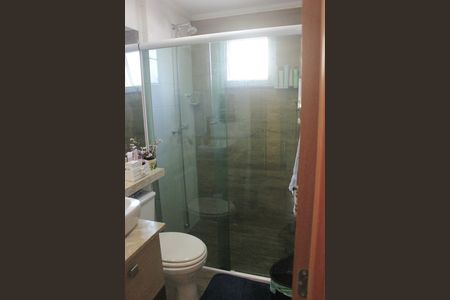Apartamento para alugar com 60m², 2 quartos e 1 vagaBanheiro 