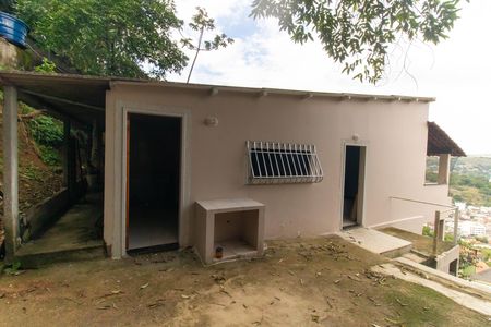 Casa para alugar com 50m², 2 quartos e sem vaga Casa para alugar com 50m², 2 quartos e sem vagaÁrea externa