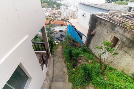 Casa para alugar com 50m², 2 quartos e sem vaga Casa para alugar com 50m², 2 quartos e sem vagaÁrea externa