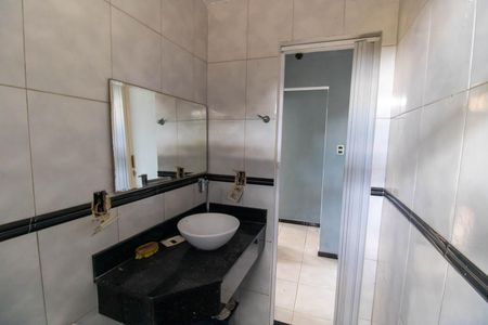 Casa para alugar com 50m², 2 quartos e sem vaga Casa para alugar com 50m², 2 quartos e sem vagaBanheiro