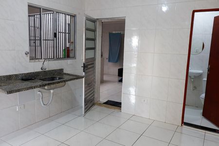 Cozinha de casa para alugar com 2 quartos, 50m² em Santa Maria, Osasco
