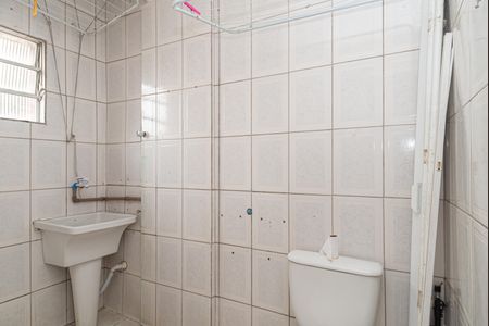 Studio para alugar com 27m², 1 quarto e sem vaga Studio para alugar com 27m², 1 quarto e sem vagaBanheiro