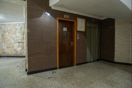 Área comum - Elevadores de kitnet/studio para alugar com 1 quarto, 27m² em Bela Vista, São Paulo