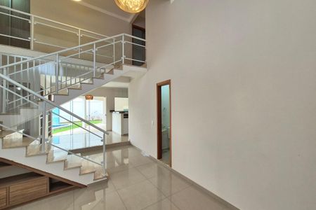 Casa de condomínio para alugar com 350m², 4 quartos e 6 vagas Casa de condomínio para alugar com 350m², 4 quartos e 6 vagasSala