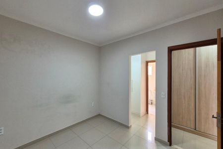 Casa de condomínio para alugar com 350m², 4 quartos e 6 vagas Casa de condomínio para alugar com 350m², 4 quartos e 6 vagasQuarto 3 - Suíte