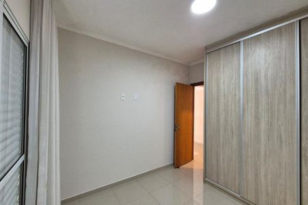 Casa de condomínio para alugar com 350m², 4 quartos e 6 vagas Casa de condomínio para alugar com 350m², 4 quartos e 6 vagasQuarto 1