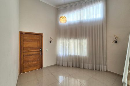 Sala de casa de condomínio para alugar com 4 quartos, 350m² em Swiss Park, Campinas