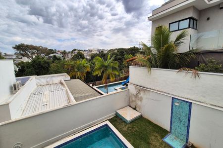Casa de condomínio para alugar com 350m², 4 quartos e 6 vagas Casa de condomínio para alugar com 350m², 4 quartos e 6 vagasVista da Varanda