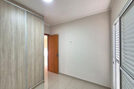 Casa de condomínio para alugar com 350m², 4 quartos e 6 vagas Casa de condomínio para alugar com 350m², 4 quartos e 6 vagasQuarto 2