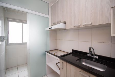 Cozinha de apartamento para alugar com 2 quartos, 55m² em Vila Palmeiras, São Paulo