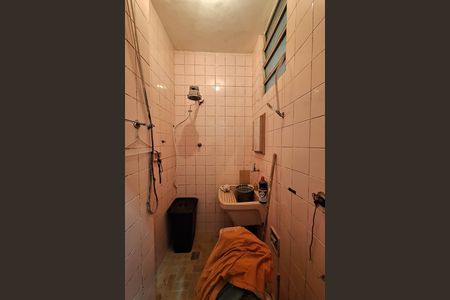 Apartamento à venda com 130m², 3 quartos e 1 vaga Apartamento à venda com 130m², 3 quartos e 1 vagaBanheiro de serviço
