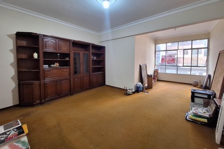 Apartamento à venda com 130m², 3 quartos e 1 vaga Apartamento à venda com 130m², 3 quartos e 1 vagaSala