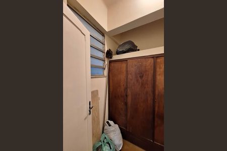 Apartamento à venda com 130m², 3 quartos e 1 vaga Apartamento à venda com 130m², 3 quartos e 1 vagaQuarto de Serviço