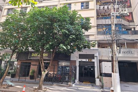 Apartamento à venda com 130m², 3 quartos e 1 vaga Apartamento à venda com 130m², 3 quartos e 1 vagaPlaca