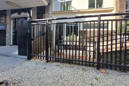 Apartamento à venda com 130m², 3 quartos e 1 vaga Apartamento à venda com 130m², 3 quartos e 1 vagaFachada
