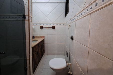 Apartamento à venda com 130m², 3 quartos e 1 vaga Apartamento à venda com 130m², 3 quartos e 1 vagaBanheiro da Suíte 1