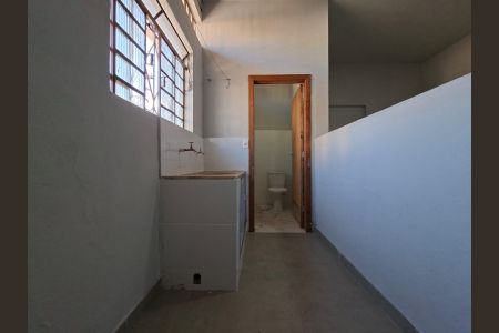 Área de serviço de kitnet/studio para alugar com 1 quarto, 35m² em Parque Recreio, Contagem
