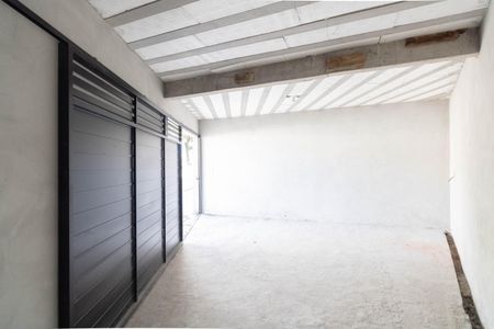 Garagem de casa para alugar com 2 quartos, 70m² em Campo Grande, Rio de Janeiro