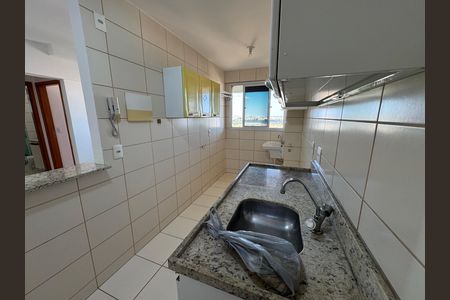 Cozinha  de apartamento para alugar com 2 quartos, 60m² em Samanbaia Sul, Brasília