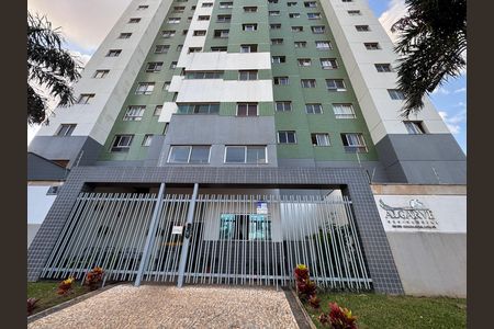 Fachada de apartamento para alugar com 2 quartos, 60m² em Samanbaia Sul, Brasília