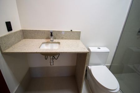 Banheiro Sala de Ginastica de casa de condomínio para alugar com 4 quartos, 1959m² em Jardim Morumbi, Votorantim
