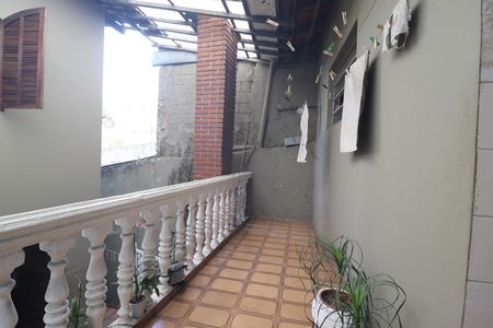 Casa à venda com 3 quartos, 250m² em Vila Assunção, Santo André