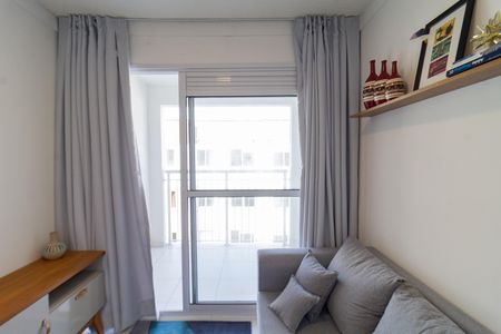 Sala de apartamento para alugar com 2 quartos, 32m² em Parque Industrial Tomas Edson, São Paulo