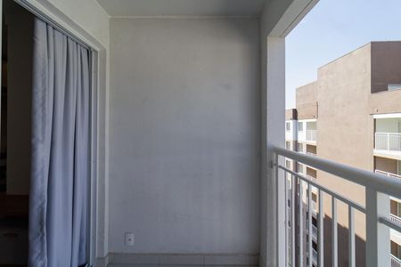 Varanda de apartamento para alugar com 2 quartos, 32m² em Parque Industrial Tomas Edson, São Paulo