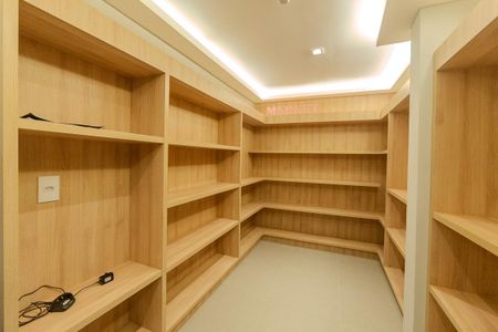 Apartamento para alugar com 28m², 1 quarto e sem vaga