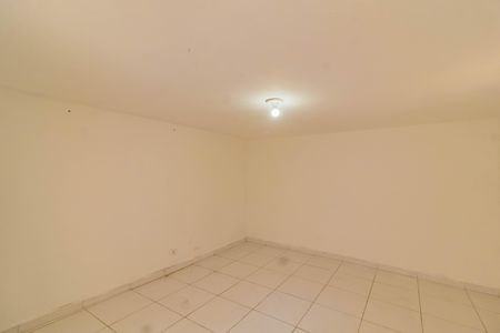 Sala de casa para alugar com 1 quarto, 45m² em Jardim Itacolomi, São Paulo