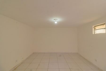 Sala de casa para alugar com 1 quarto, 45m² em Jardim Itacolomi, São Paulo