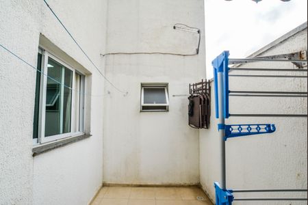 Área de Serviço de apartamento para alugar com 2 quartos, 44m² em Jardim Santo Antônio, Santo André