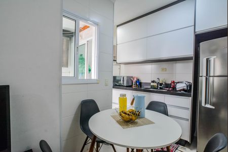 Apartamento para alugar com 44m², 2 quartos e 1 vaga Apartamento para alugar com 44m², 2 quartos e 1 vagaCozinha