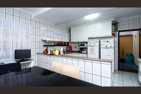 Casa para alugar com 156m², 3 quartos e 3 vagasCozinha