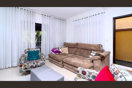 Casa para alugar com 156m², 3 quartos e 3 vagasSala 