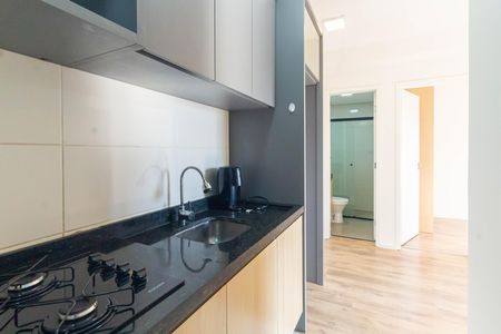 Cozinha e Área de Serviço de apartamento para alugar com 2 quartos, 40m² em Parque São Jorge, São Paulo