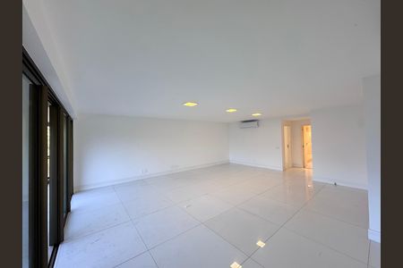 Apartamento para alugar com 262m², 3 quartos e 2 vagasSala