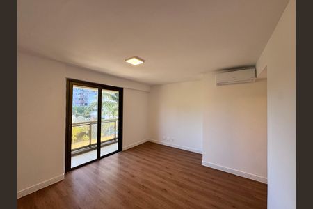 Apartamento para alugar com 262m², 3 quartos e 2 vagasSuíte 2